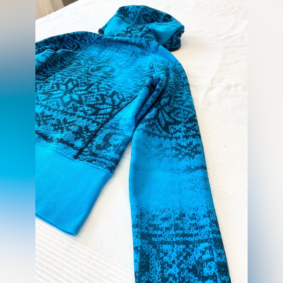 Lululemon Special Edition Fair Isle Snowflake Scuba Hoodie - Picture 9 of 15